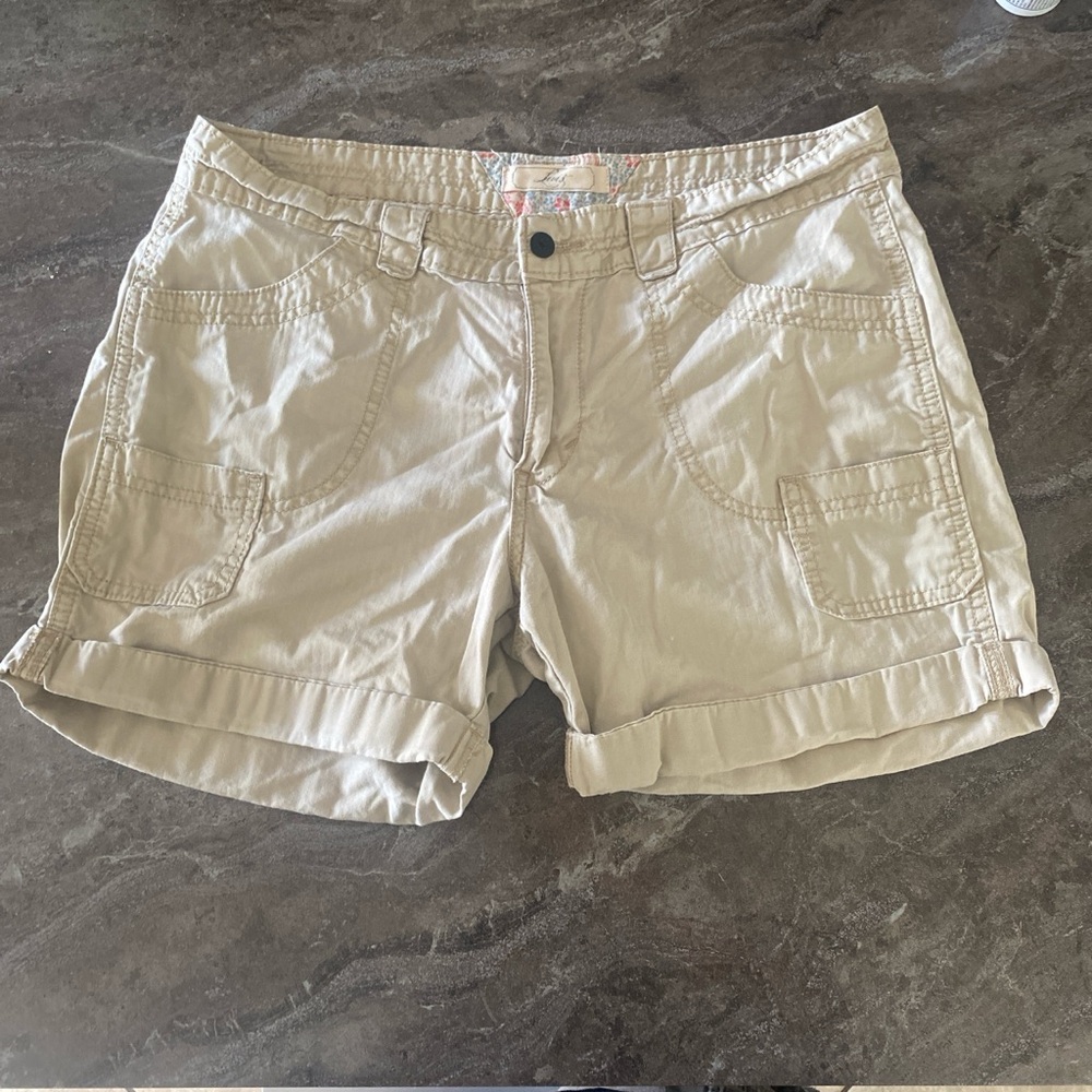 Women’s Vintage Levi shorts